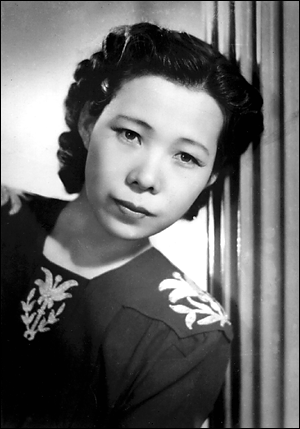 Sugihara Yukiko at the time of her marriage. Courtesy of the Jewish Virtual Library.